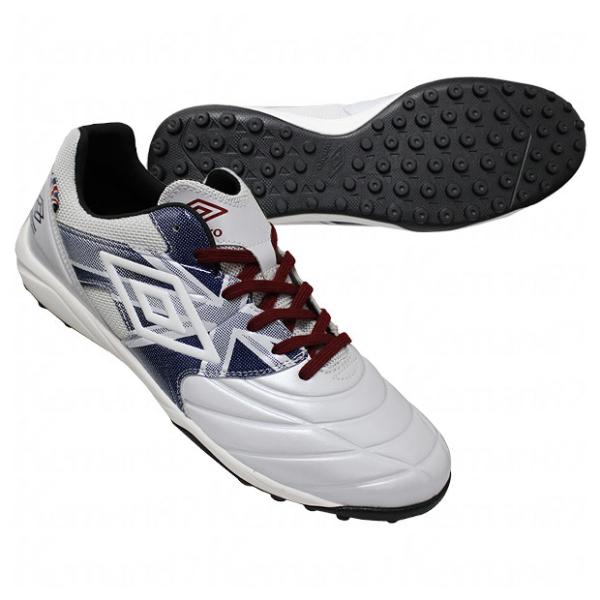 umbro（アンブロ） UMBRO 100周年 アクセレイター TR WIDE 100YE