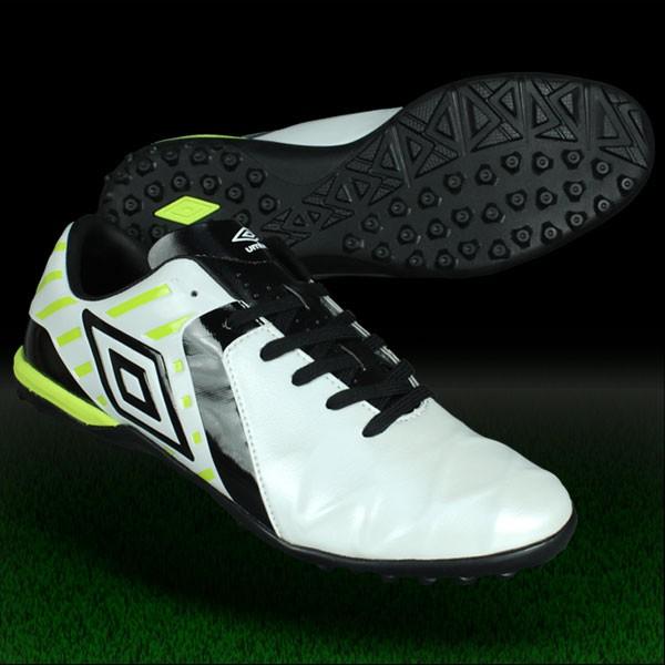 umbro（アンブロ） ユーメデューサ 2 SL TR WIDE ホワイト×ブラック 