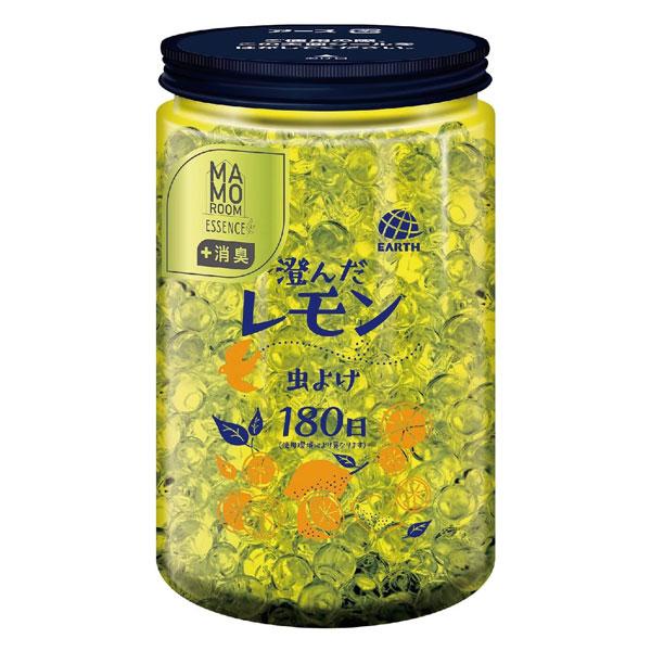 「アース製薬　マモルームエッセンス　虫よけパール180日用　澄んだレモン」は、天然精油を配合したパールタイプの虫よけアイテムです。天然由来の消臭成分を使用し、たっぷり使える大容量500g。インテリアに馴染みやすいシンプルなデザインで、澄んだ...