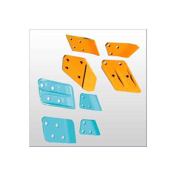 サイドカッター アッセン コマツ PC228US-10 / PC228USLC-10 ★ボルト４個止め ＊ボルトなど付 【標準バケット専用】 社外品