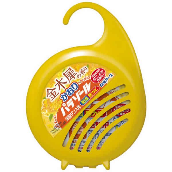 ●洋服ダンスのパイプに吊り下げるタイプの防虫剤です。●パラジクロルベンゼンの防カビ効果により衣類にカビを生えにくくします。●せんいの防虫に加え、気になるダニを収納空間内に寄せつけにくくします。(パラジクロルベンゼンの効果)※収納空間内に屋内...