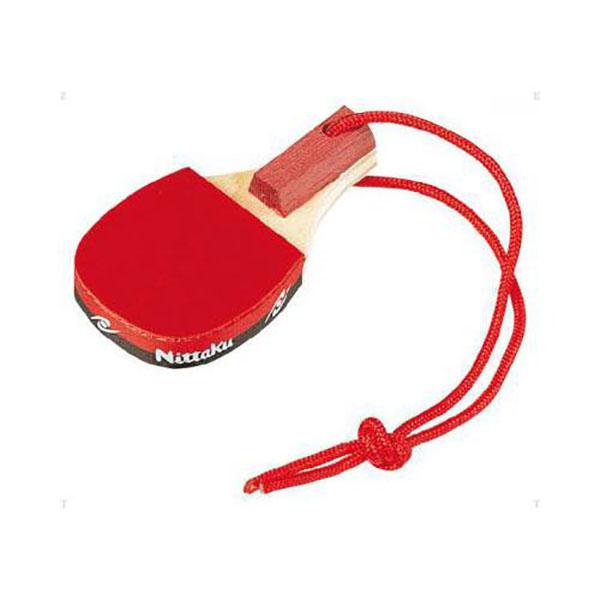 ●バッグやラケットケースに吊り下げてマスコットとして、また名前を書く為のシールが付いているので、名札(ネームカード)としても使用できます。