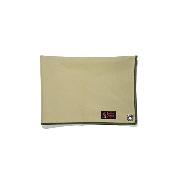 裏面に防水加工が施されたグランドシートです。シンプルな無地デザイン。角に施されたハトメにペグ(杭)を打ち、風によるめくれ上がりを防ぐことができます。機能性に優れた、アウトドアシーンで大活躍間違いなしのアイテムです。1〜2人程で使えるSサイズ...