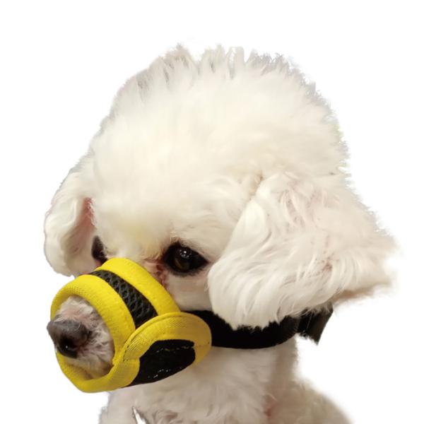 メッシュタイプなので通気性に優れています。汚れても簡単に洗うことができます。ワンタッチバックルで装着が簡単。安心して、お散歩・診療・グルーミング。ゆとりを持たせることができるので、息切れする事なく水が飲めます。●サイズNo.0.5：口回り1...