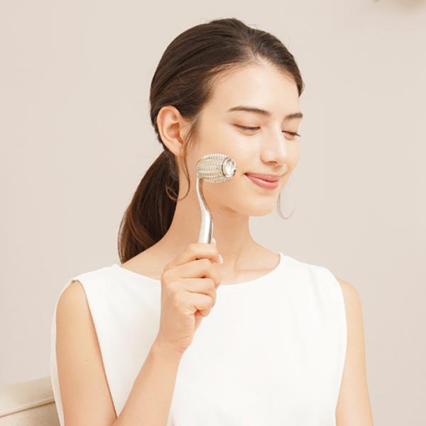 刺さない鍼でおうちエステ「いた気持ちいい」ローラーでおうちが高級エステに早変わり。