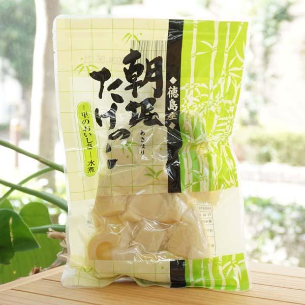 ■国内産たけのこを水煮し、一口大にカットしました。■徳島県産(阿南市、小松島市)のもうそう竹を使用しました。【原料名】たけのこ（もうそう竹）【内容量】200g【取扱説明】■水煮してありますので、そのまま煮物や炒め物などにしてお召上がり下さい...