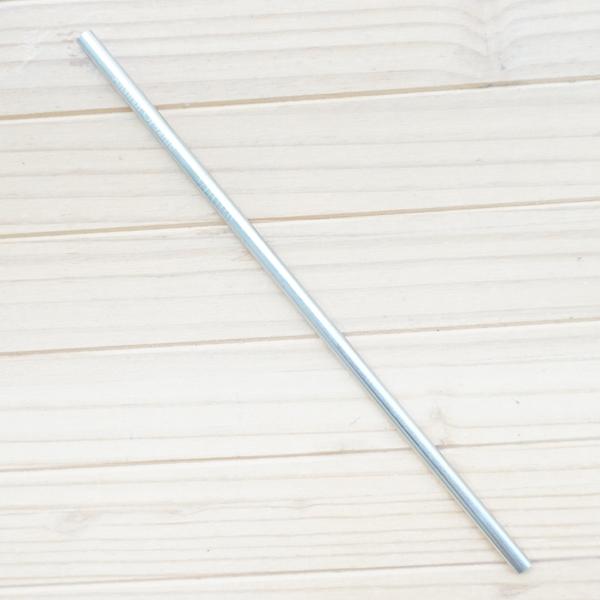 アイスコーヒーやレモネードに適したサイズ。ローズゴールド色。ステンレス製ストローは、環境に優しい、再利用可能=ごみが出ない、安全(食品衛生面でも安全な304グレードのステンレス製)、食洗機で洗える、持ち歩きにも最適な軽さ、おしゃれ。出先での...