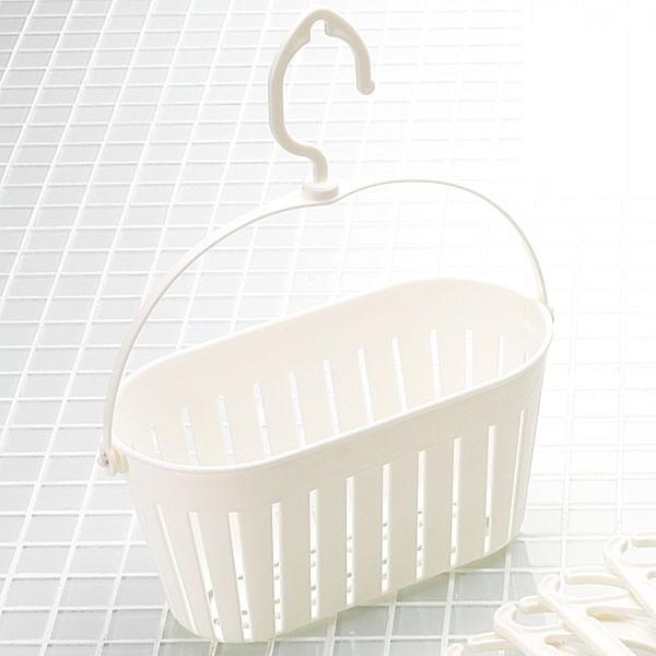 物干し竿やロープにかけて使うことができる洗濯ばさみ入れ。フックは360度回転しますので、使いやすく、風に飛ばされにくい設計です。また、水が抜けるようになっていますので、清潔です。おそろいの洗濯バサミや物干しと一緒に、ぜひご利用ください。サイ...