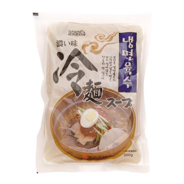 商品名 【ボリ村】 濃い味 冷麺スープ原材料名 昆布エキス、ビーフエキス、砂糖、ブドウ糖、調味料(アミノ酸等)、大根、果糖、醤油、食塩、玉ねぎ、酢、リンゴ、かつおエキス、レモン、クエン酸 (原材料の一部に牛肉、小麦、大豆、リンゴを含む)内容...