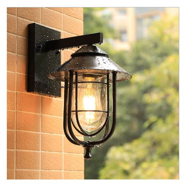 ブラケットライト 玄関照明 マリンランプ 玄関灯 レトロガラス 屋外用 室内も可　おしゃれ ポーチライト 壁付け 壁掛け 照明器具 門灯 防雨 外灯 門柱灯 庭園灯 玄関 照明 LED 屋外 ポーチライトは欧風のクラシカルなムードが溢れるデ...