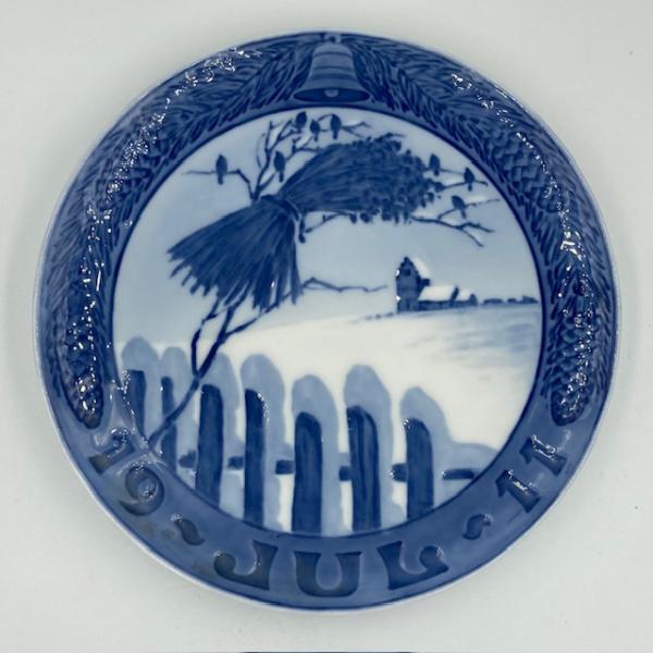 ROYAL COPENHAGEN ロイヤルコペンハーゲン イヤープレート 1911年