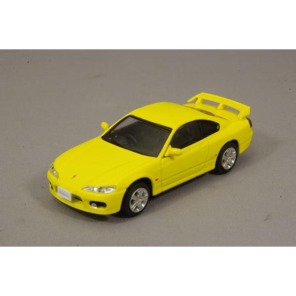 ダイキャストマスター 1/64 日産 シルビア S15 イエロー 右ハンドル