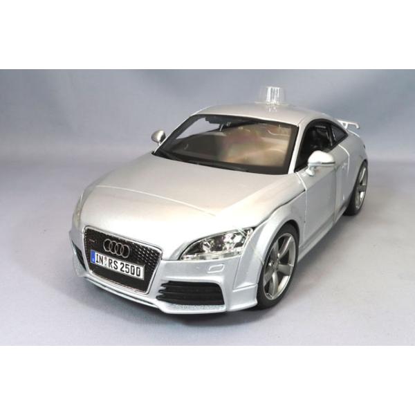 【激レア】1/18 スパーク　ディーラー特注　AUDI TTRS 2011 激レア】1/18 スパーク ディーラー特注 AUDI TTRS 2011 激レア】1/18