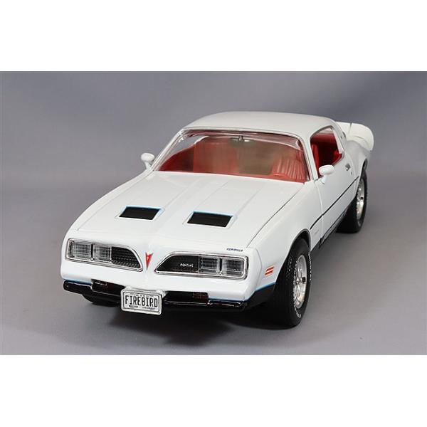 アメリカンマッスル 1/18 FORD T-BUCKET ファイアパターン Diecast model cars Ford Hot Rod 1/18 Yat Ming t-bucket black avec