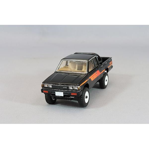 トミカリミテッドヴィンテージネオ ダットサン トラック キングキャブ4WD LV-N320b ダットサン トラック 4WD キングキャブ AD（赤