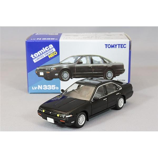 トミカリミテッドヴィンテージ NEO 1/64 日産 セフィーロ