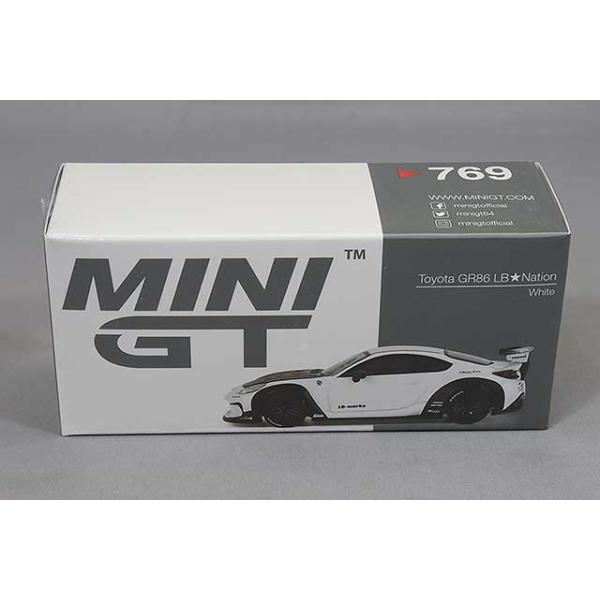 TSM ミニGT 1/64 トヨタ GR86 LB-Nation ホワイト 左ハンドル : キッド