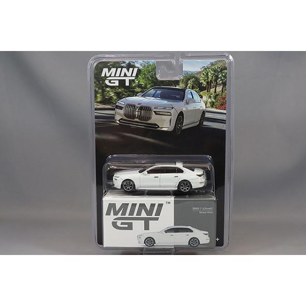 TSM ミニGT 1/64 BMW i7 xDrive60 ミネラルホワイト 左ハンドル