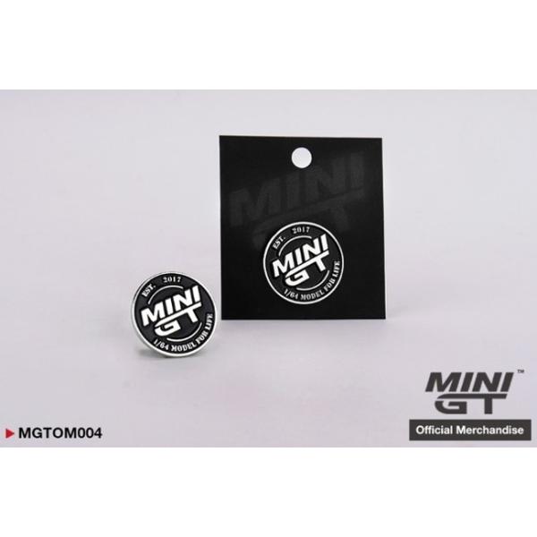 【廃盤品】AMBUSH ロゴ入りピンバッジ2個セット 廃盤品】AMBUSH ロゴ入りピンバッジ2個セット
