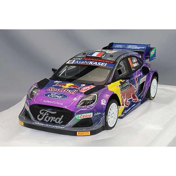 1/18 フォード　プーマレーシング 1/18 フォード プーマレーシング