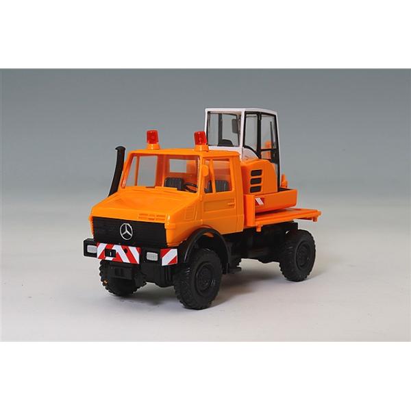 ヴィーキング 1/87 ウニモグ 掘削機付 ミネセパルオレンジ 1975-93