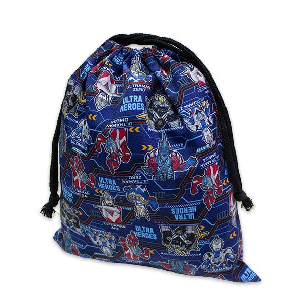 巾着 きんちゃく 袋 小物入れ かばん 体操服袋 上靴袋 上履き袋 給食エプロン袋 ウルトラマン オメガ ULTRAMANOMEGA最新柄の巾着Mになります。体操服・給食エプロン・上履き等入りますよ。【サイズ】約H290×W260mm【素材...