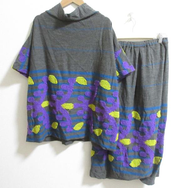 ISSEY MIYAKE（イッセイミヤケ） 美品 me ISSEY MIYAKE フロッキー