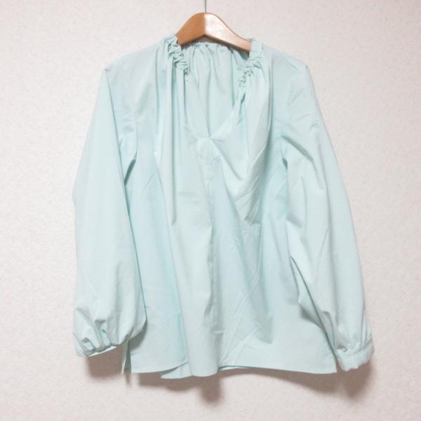 Ballseyシルキーデシン ネックギャザーブラウス  ¥16,500 (税込) ♪ボールジィ シルキーデシン ネックギャザーブラウス ミントグリーン