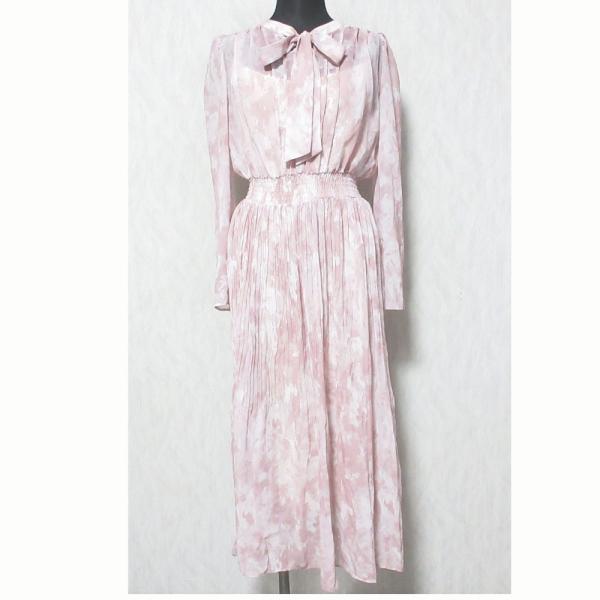 CELFORD（セルフォード） 美品 25SS CELFORD ボウタイプリーツ