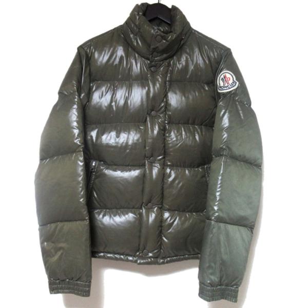 MONCLER（モンクレール） エベレスト デカワッペン 収納フード ジップ