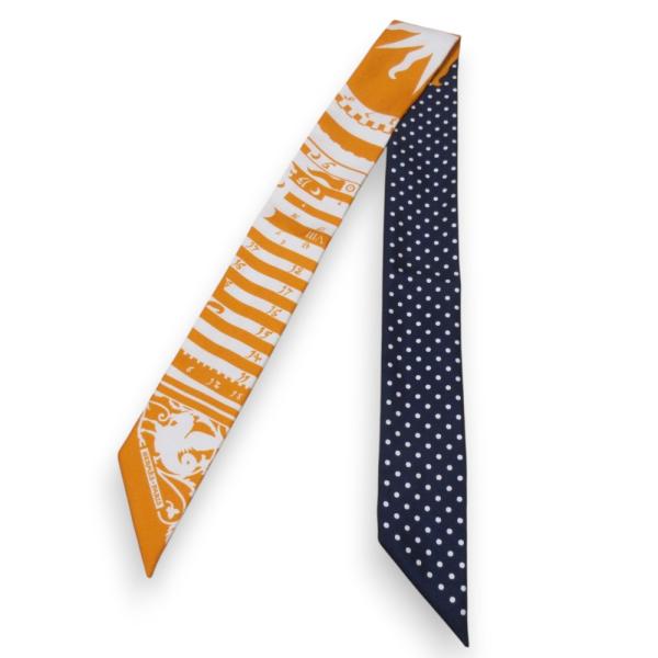 HERMES 美品 エルメス Astrologie a Pois 占星術 ドット柄 シルク100  