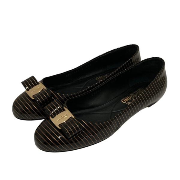 良品 Salvatore Ferragamo サルヴァトーレフェラガモ パテントレザー