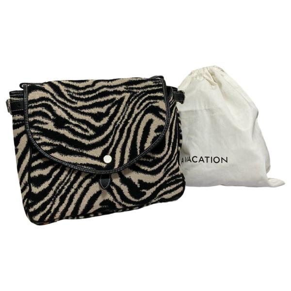 す*み様 A VACATION ゼブラ柄クラッチバッグ A VACATION（アヴァケーション） 美品 ゼブラ柄 ショルダーバッグ
