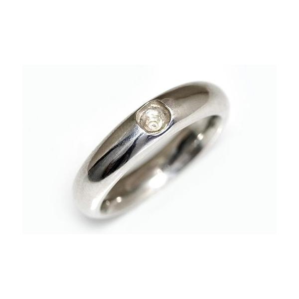 シンプルなフクリン留めの空枠です。フクリン留めなので引っかかりにくいです。この枠にはラウンド直径3.5ミリ（誤差0.3ミリ）のルースを留めることが出来ます。○ルース形状：ラウンド○ルースサイズ：φ3.5ミリ○素材：選択してください。○重量：...