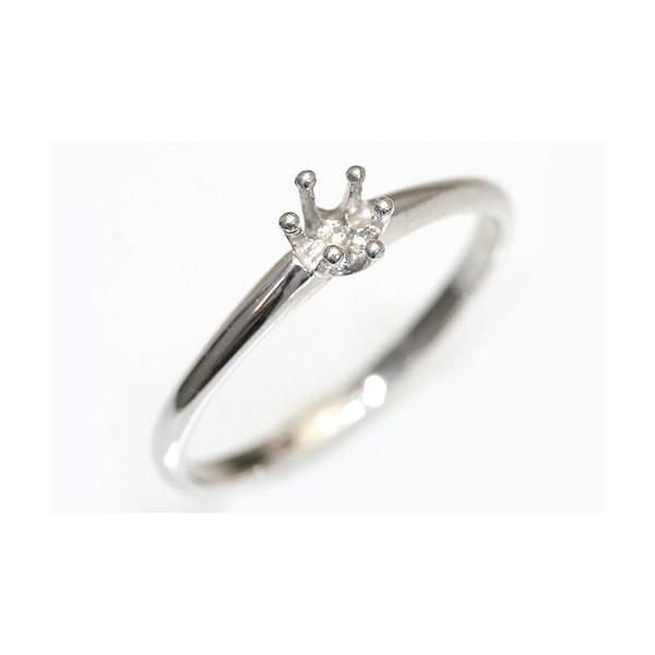 かわいいミルクラウンの６本爪のリング。アームはセンター部分に向かってシェイプしたデザイン。この枠にはラウンド直径３.５ミリ（誤差0.2ミリ）のルースを留めることが出来ます。○ルース形状：ラウンド○ルースサイズ：φ3.5ミリ○素材：選択してく...