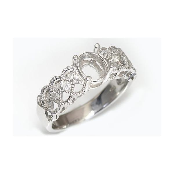 お得なダイヤ入り空枠です。ミル打ちがされておりアンティークな雰囲気です。この枠にはオーバル型の7ミリ×6ミリ（誤差0.3ミリ）のルースを留めることが出来ます。○ルース形状：オーバル○ルースサイズ：7ミリ×6ミリ○素材：選択してください。○重...