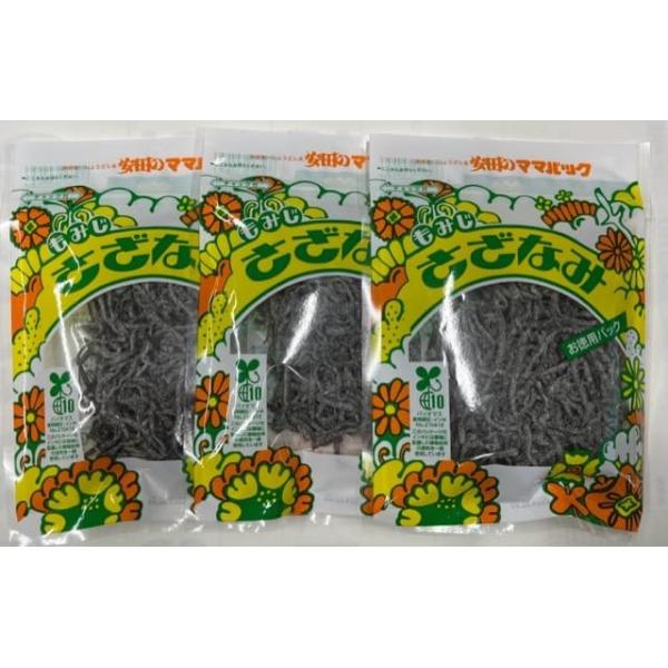 安田食品工業の塩吹昆布「さざなみ」は、風味豊かな昆布を丁寧に加工した日本の伝統的な食品です。43グラムの使いやすいパックが3袋セットになっており、日常の食卓やお弁当作りに便利です。サクサクとした食感と程よい塩加減で、ご飯のお供やおにぎりの具...