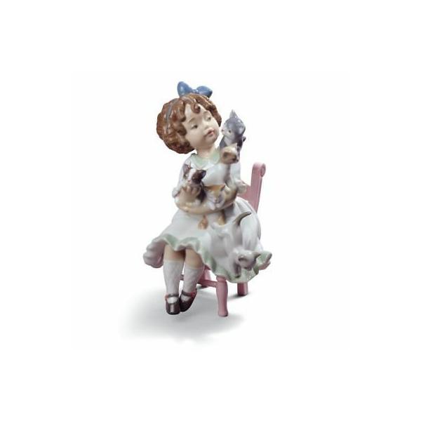 LLADROリヤドロ LLADRO リヤドロ Lladro My Little Family Girl Figurine