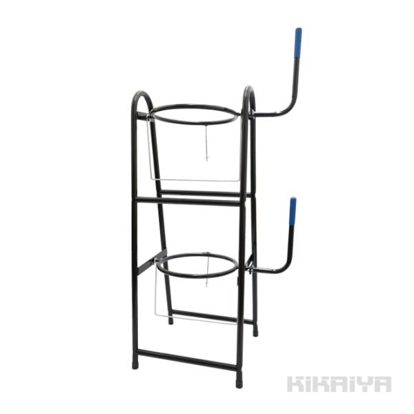 ●2段式で省スペース！ハンドルでラクラク操作●ペール缶の保管と、内容物の注ぎが一度にできる●オイルや塗料の小分けに最適●リング内径はφ290mmで、20Lペール缶専用です●脱落防止用ストッパー付き●お客様での組み立てが必要な商品です（必要工...