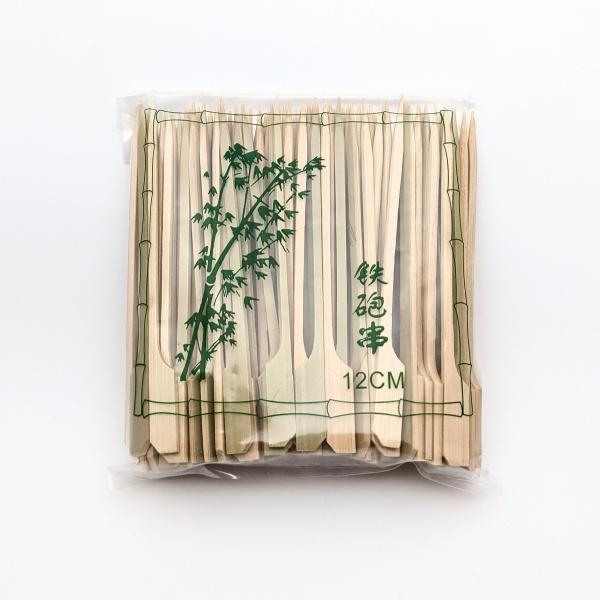 持ちやすい持ち手の鉄砲串100本入った業務用長さ　：　12センチ本数　：　100本原産国　：　中国家庭や野外でのバーベキューでも人気の串料理に欠かせない竹串しなやかで折れにくい竹を使用しております。