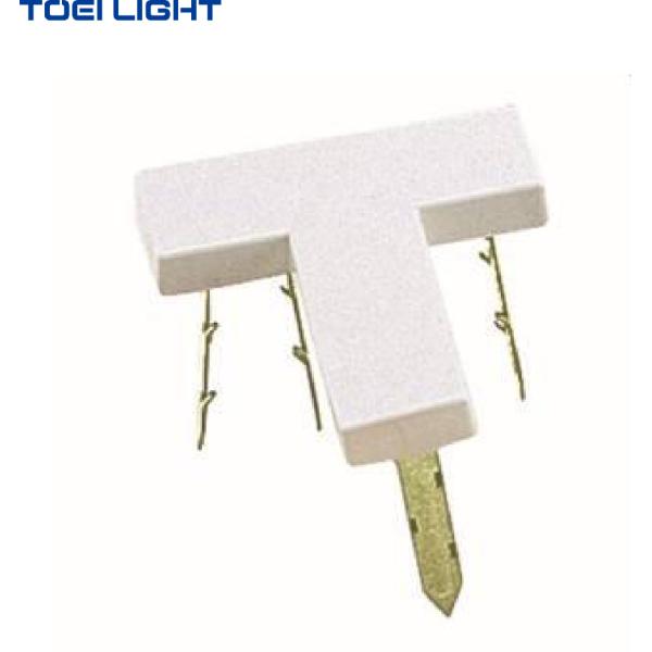 個人宅様への配送が不可の為、お届け先は屋号でお願いいたします。●単位/1ヶ●サイズ/マーク:15×15cm・幅5cm（厚さ2cm）、金具:約13cm●重さ/420g●材質/マーク:PVC、金具:スチール（クロムメッキ仕上、返し付き）●日本製...