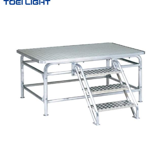 個人宅様への配送が不可の為、お届け先は屋号でお願いいたします。●サイズ/幅180×奥行117×高さ80cm●重さ/60kg●材質/アルミ製(主材:50mm丸パイプ)●組立時間2人30分●日本製●送料無料 ※沖縄・離島は別途送料がかかりますこ...