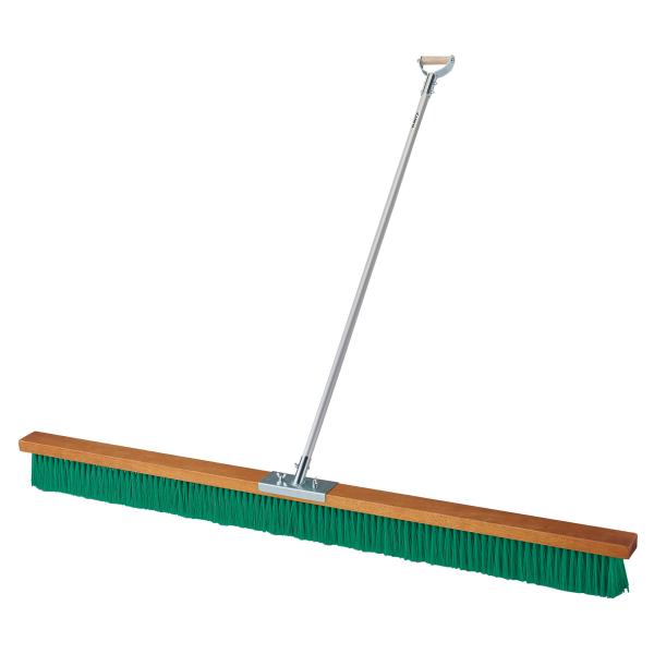 個人宅様への配送が不可の為、お届け先は屋号でお願いいたします。●ブラシ幅：180cm、柄：135cm●材質：ブラシ:PVC、柄:アルミ●LS植毛　●固定グリップ付●日本製●送料無料※沖縄・離島は運送の都合上販売不可こちらの商品は受注生産品に...