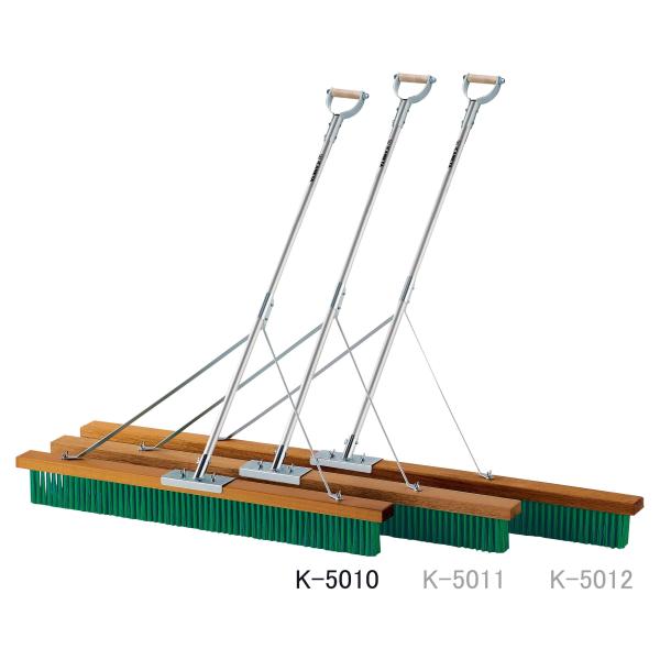 個人宅様への配送が不可の為、お届け先は屋号でお願いいたします。●ブラシ幅：120cm、柄：135cm●材質：ブラシ:PVC、柄:アルミ●LS植毛　●補強ステイ付　●固定グリップ付●日本製●送料無料※沖縄・離島は運送の都合上販売不可こちらの商...