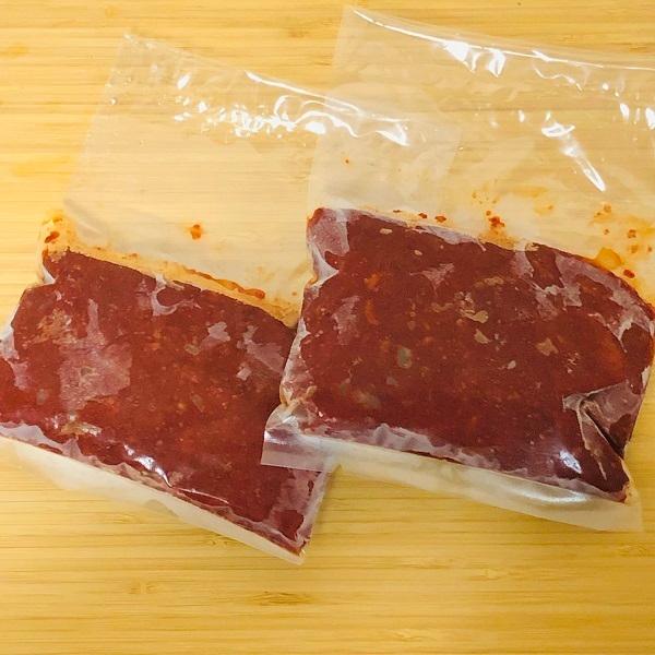 【商品名】自家製ヤンニョム（きゅうりキムチ用）2個セット【重量】250ｇ×2個【原材料】韓国産唐辛子・魚醤・青森県産にんにく・高知県産しょうが・はちみつ・りんご・玉ねぎ・ごま・米粉・いりこ・国内産昆布【賞味期限】冷蔵庫で1ヶ月こちらのヤンニ...