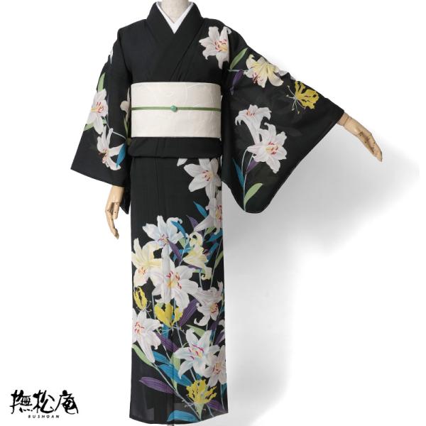 撫松庵　薔薇柄　単衣　浴衣　希少性と洗練されたデザイン性を兼ね備えたモダン着物 撫松庵 浴衣 絵羽 百合尽くし 黒 白 セオアルファ 花 単衣 夏着物
