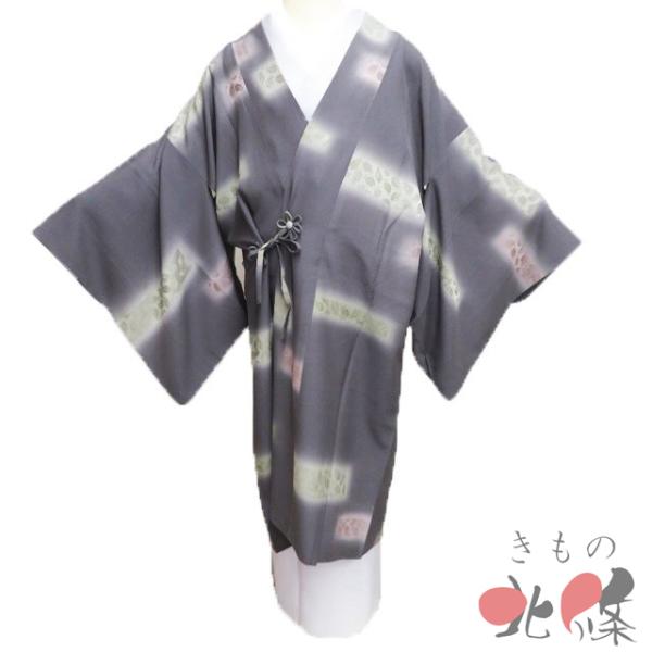 コート 道中着 着物 中古 正絹 地模様 葉っぱ模様 消炭色 多色 身丈109.5cm 裄67cm きもの北條 A1317-9 コート 道中着 着物 中古 正絹 地模様 葉っぱ模様 消炭色 多色 身丈