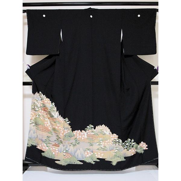 新品 新古 仕付け】黒留袖(石持ち) 仕立上がり 正絹 一越 山郷風景 鶴 