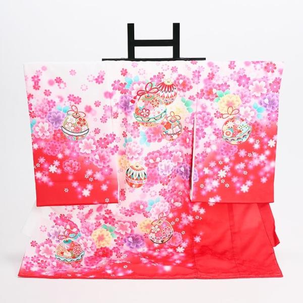 女児産着レンタル【白赤/鈴に刺繍】お宮参り 初着 祝着 フルセット 着物 赤ちゃん 女の子 ベビー 記念撮影【ご確認】※原則ご希望利用日から10日以上前の予約でご用意しております。ご利用日が直近の場合、お届けが難しい可能性がございます。※「...