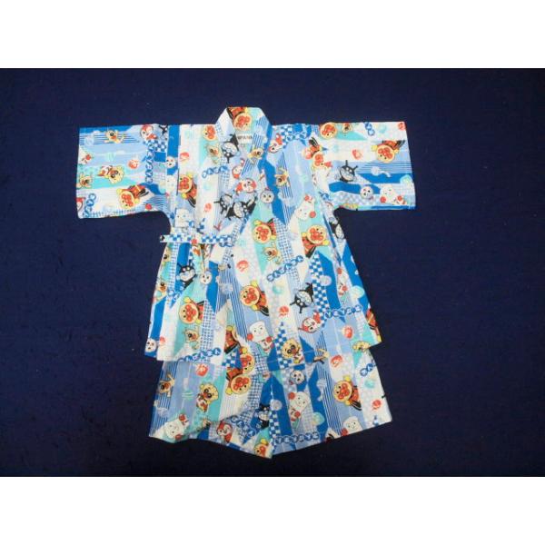 お子様に大人気のアンパンマン甚平です夏祭りや花火大会に夏には大活躍のです＜サイズ＞90サイズ　身長90cm　体重13kg＜素材＞綿100％レターパックライトでの発送となります（１点のみ）レターパック発送は日時指定・代引きはできません接写の加...